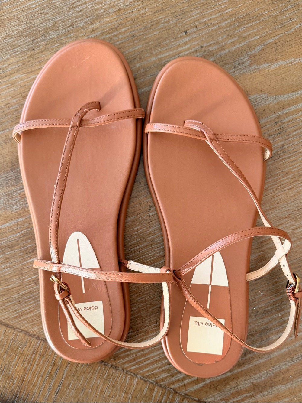 Dolce Vita Tan Strappy Flat Sandals – Neutral Minimalist